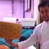 Alessandro Negrini, 33 anni, nato a Sondrio, si divide con il pugliese Fabio Pisani il timone in cucina del Luogo di Aimo e Nadia: l'insegna di&nbsp;Aimo Moroni festeggia quest'anno 50 anni