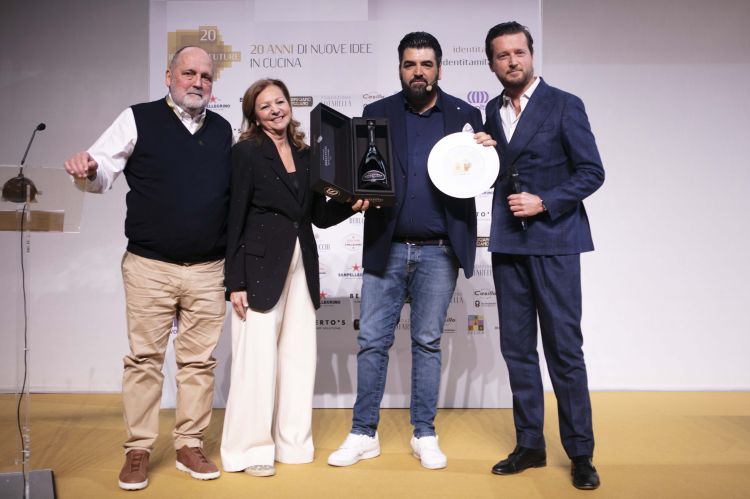 Antonino Cannavacciuolo ha vinto il premio premio 